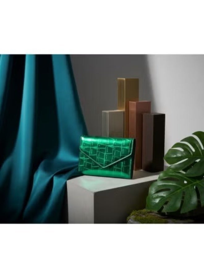 زوبا محفظة نسائية فاخرة بنقشة جلد التمساح – تصميم ميني أنيق وصغير الحجم بفتحات متعددة للكروت وجيب للنقود الورقية والعملات المعدنية – خامة جلد متينة لامعة وسهلة الحمل داخل أي شنطة – تنظيم مثالي وراحة يومية في محفظة واحدة مدمجة وعصرية - لون اخضر - Image 2